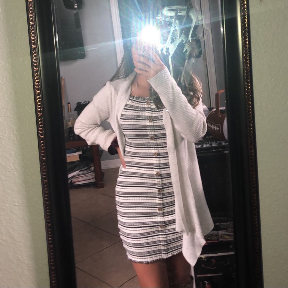 Bodycon striped button dress